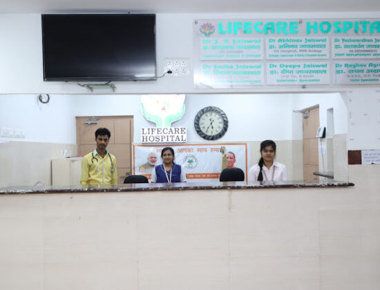 Dr. Smita Jaiswal (Life Care Hospital)